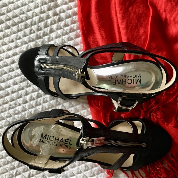 Sexy Michael Kors Heels - Picture 14 of 14